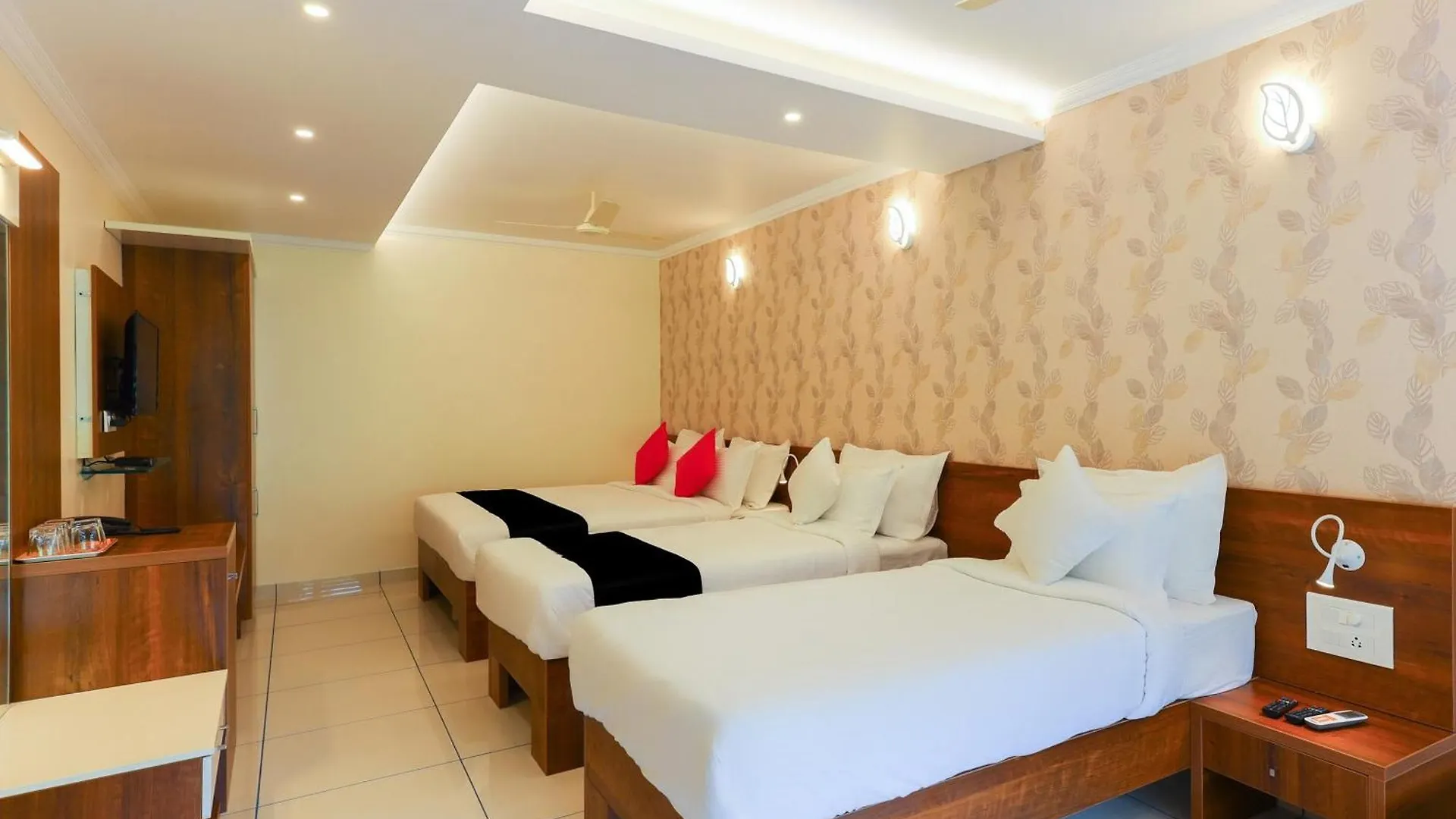 Hotel Super Collection O Companion Leisure Homes Kovalam